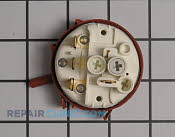 Pressure Switch - Part # 1566417 Mfg Part # 651016254
