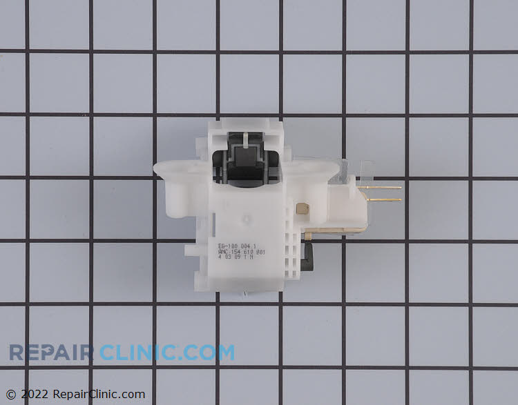 154671402 Door Latch