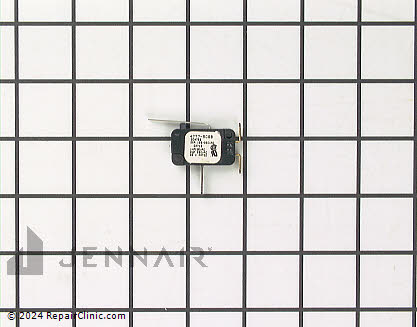 Switch Y704752 Alternate Product View