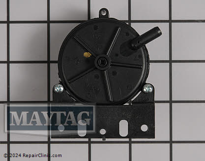 Pressure Switch 632422R Alternate Product View