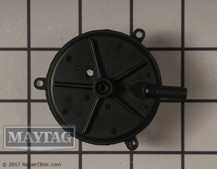 Pressure Switch 632622R Alternate Product View