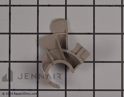 Retainer 8579246 Alternate Product View