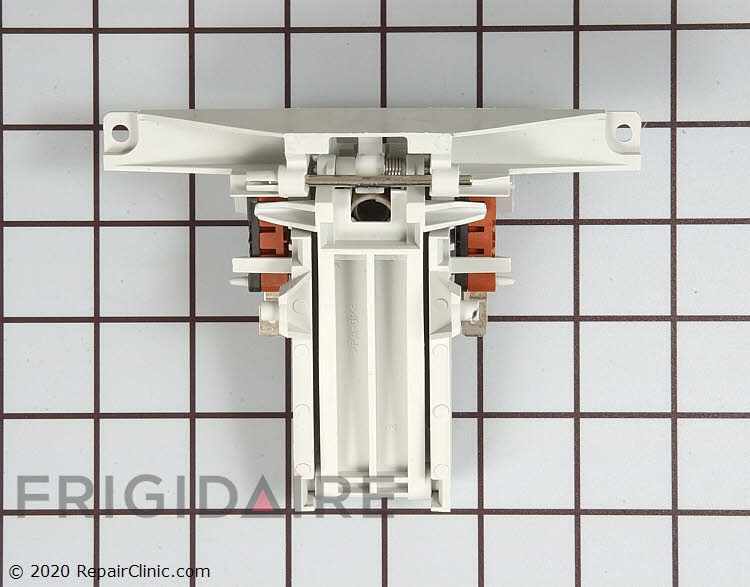 5304505697 Door Latch