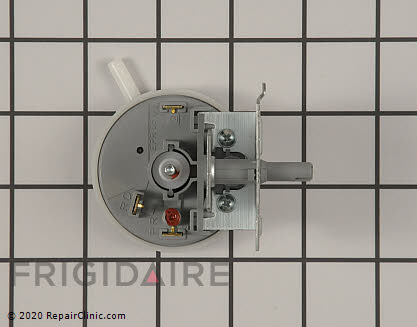 Pressure Switch 134493500 Alternate Product View