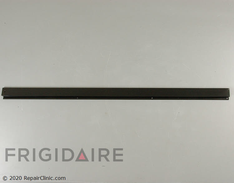 318029000 Trim Piece