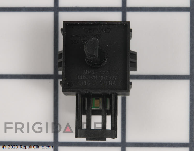 137052700 Selector Switch