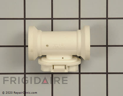 Light Socket 241622802 Alternate Product View
