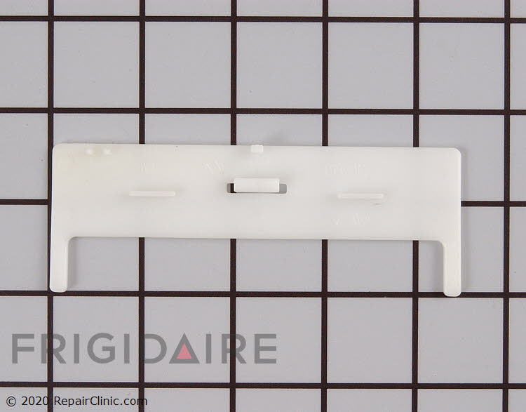 240366201 Retainer