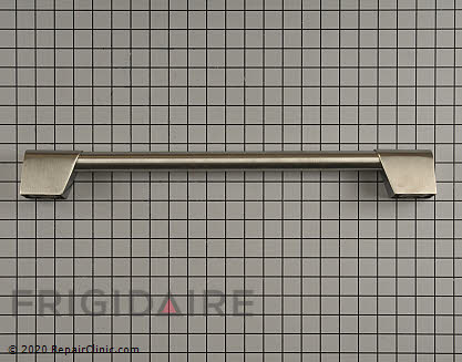 Handle 154743103 Alternate Product View