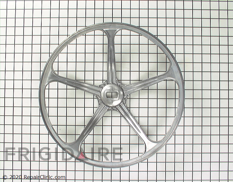 131883400 Drive Pulley