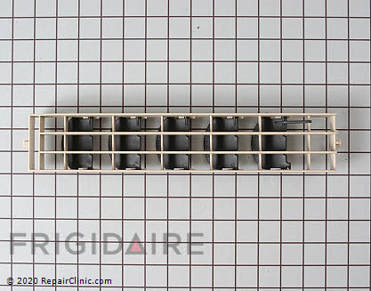 Grille & Kickplate 309603901 Alternate Product View