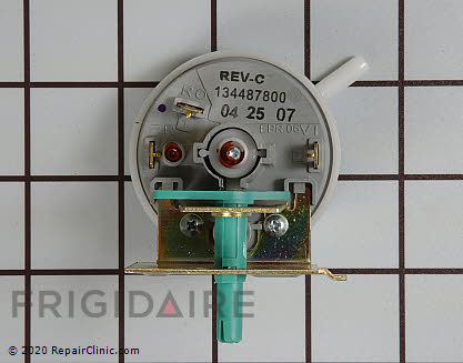 Pressure Switch 134996900 Alternate Product View