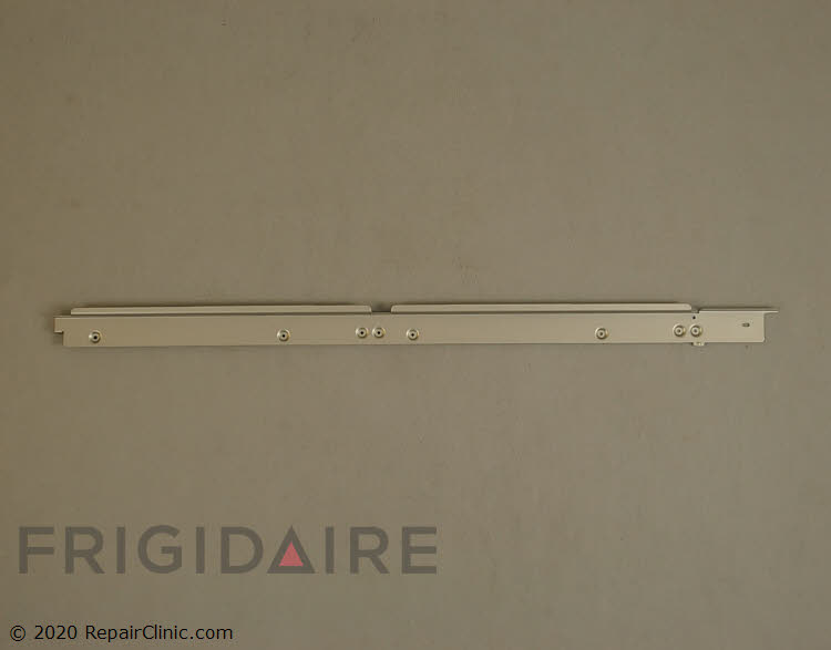 318903614 Side Trim Piece