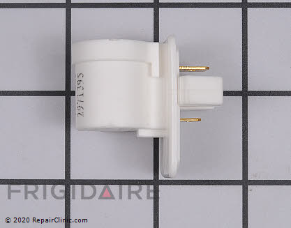 Light Socket 297139500 Alternate Product View