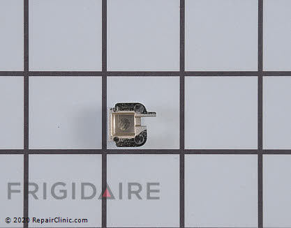 Button 137043100 Alternate Product View