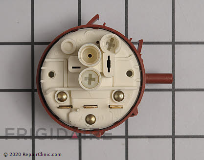 Pressure Switch 134818201 Alternate Product View