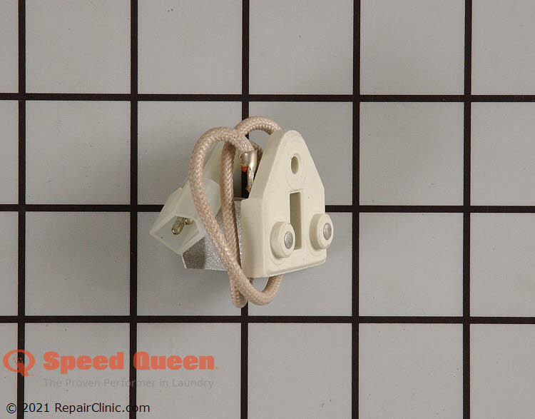 Receptacle M409136 Alternate Product View