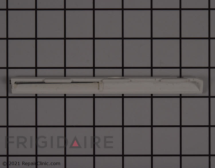 5304474655 Self-close assembly