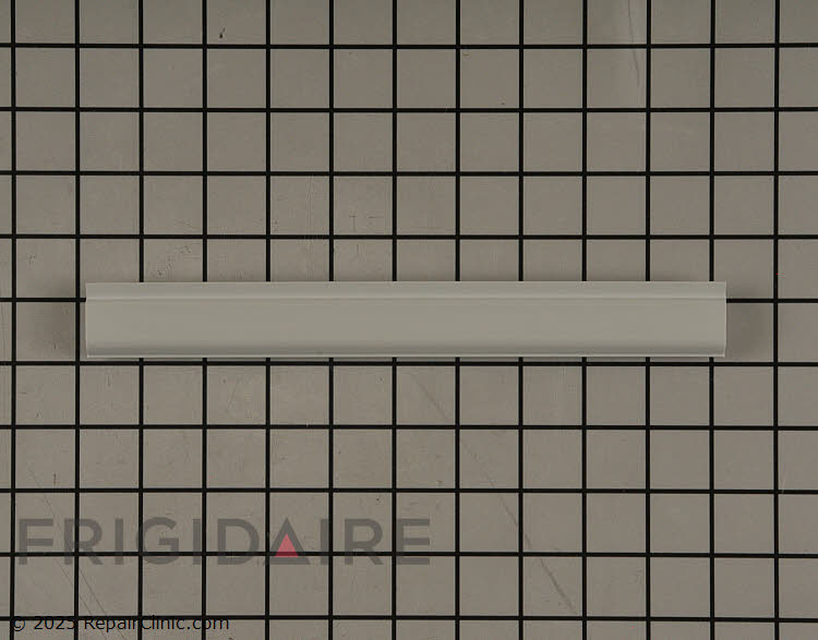 5304527129 Shelf Trim